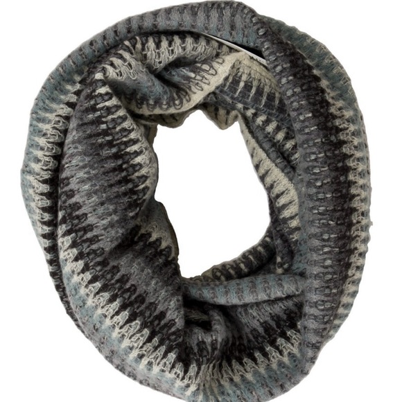 Missoni Gray and Cream Knit Scarf - Picture 1 of 4